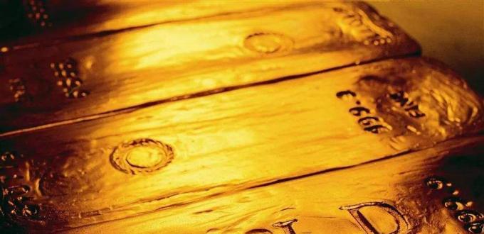 دوللار قايتىدىن ئاجىزلاپ، ئالتۇن ئازراق ئۆرلىدى